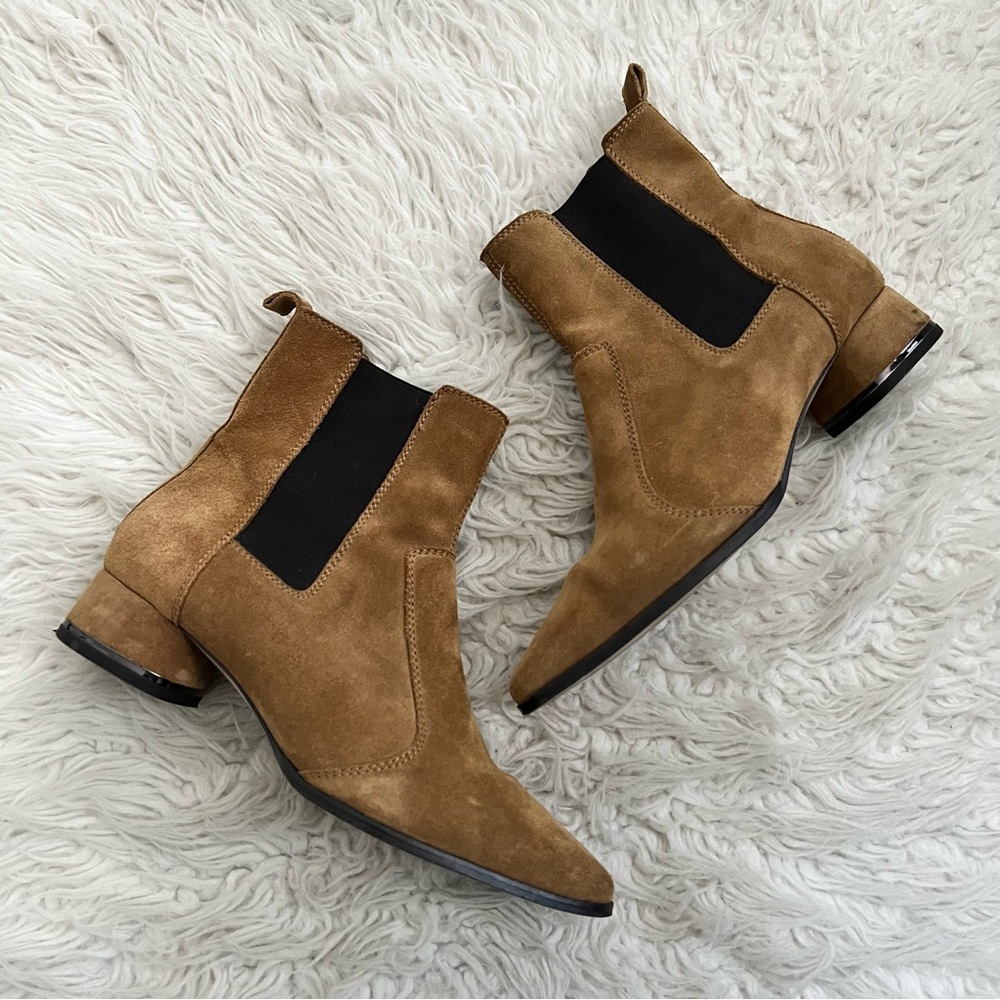Massimo Dutti Suede Boots